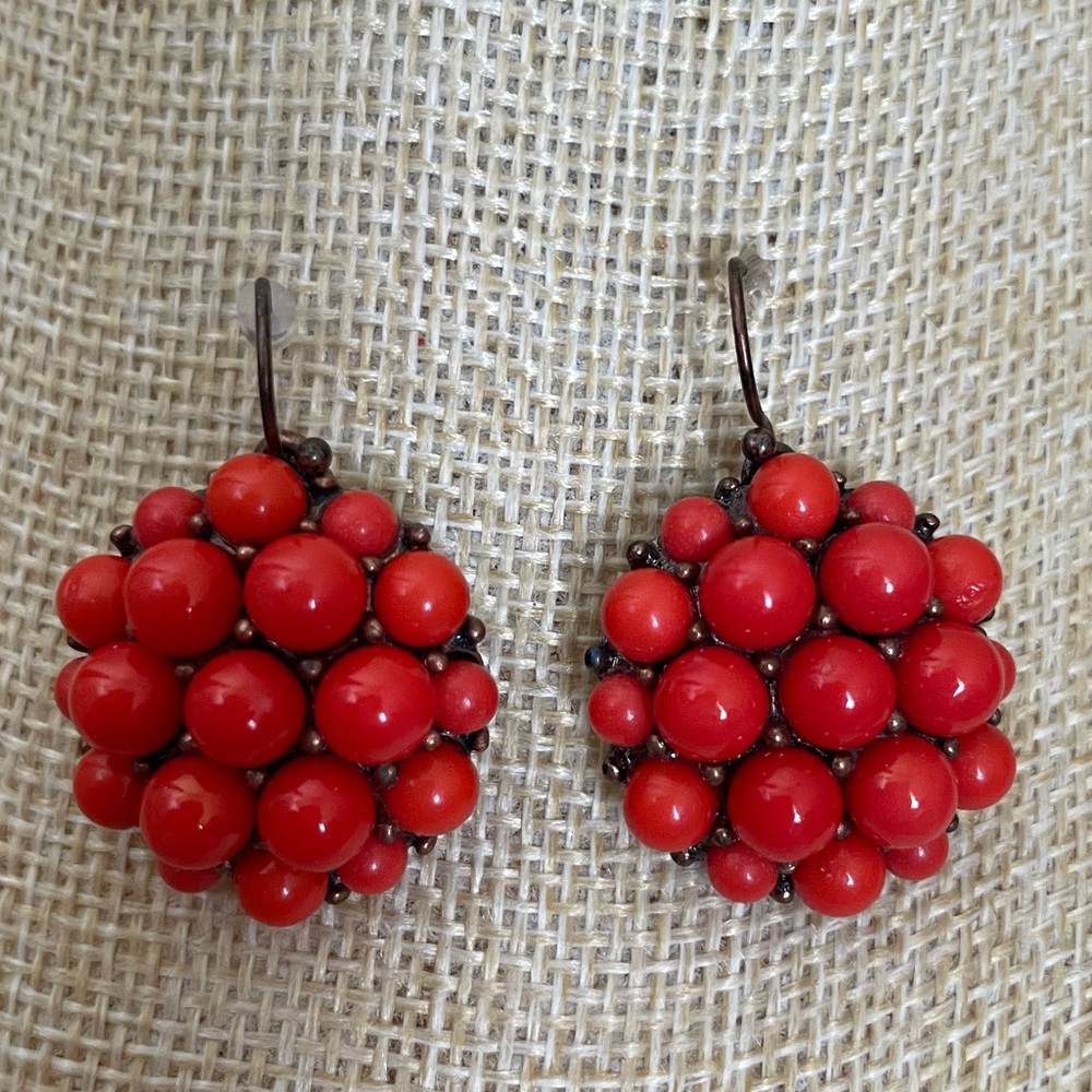 NWOT Neiman Marcus Copper Earrings With Coral Beads